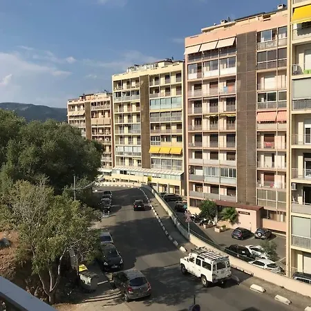 Apartmán Studio Confortable Avec Terrasse Proche De La *