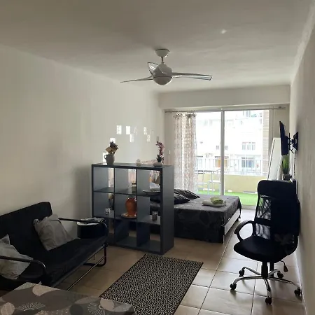 Studio Confortable Avec Terrasse Proche De La Apartmán Ajaccio (Corsica)